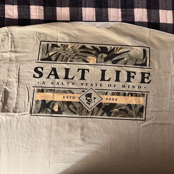 Salt Life Tshirt - Picture 1 of 3